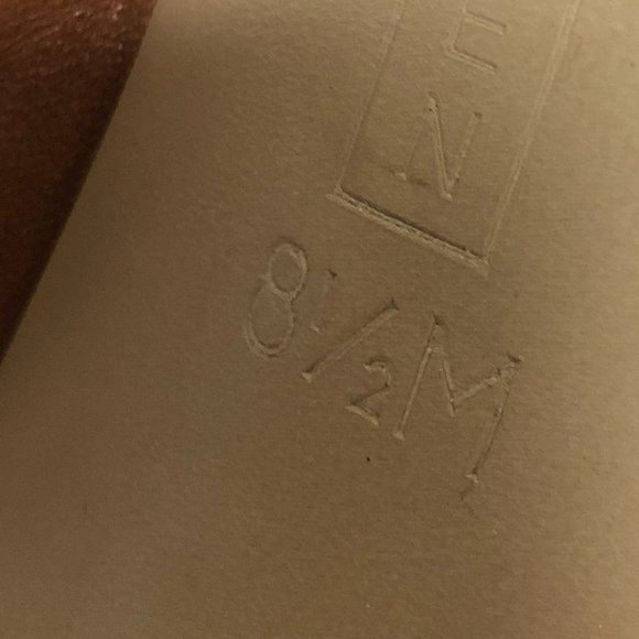 Steven, By Steve Madden, Black and brown leather straps wooden heel, size 8.5 - Picture 9 of 9